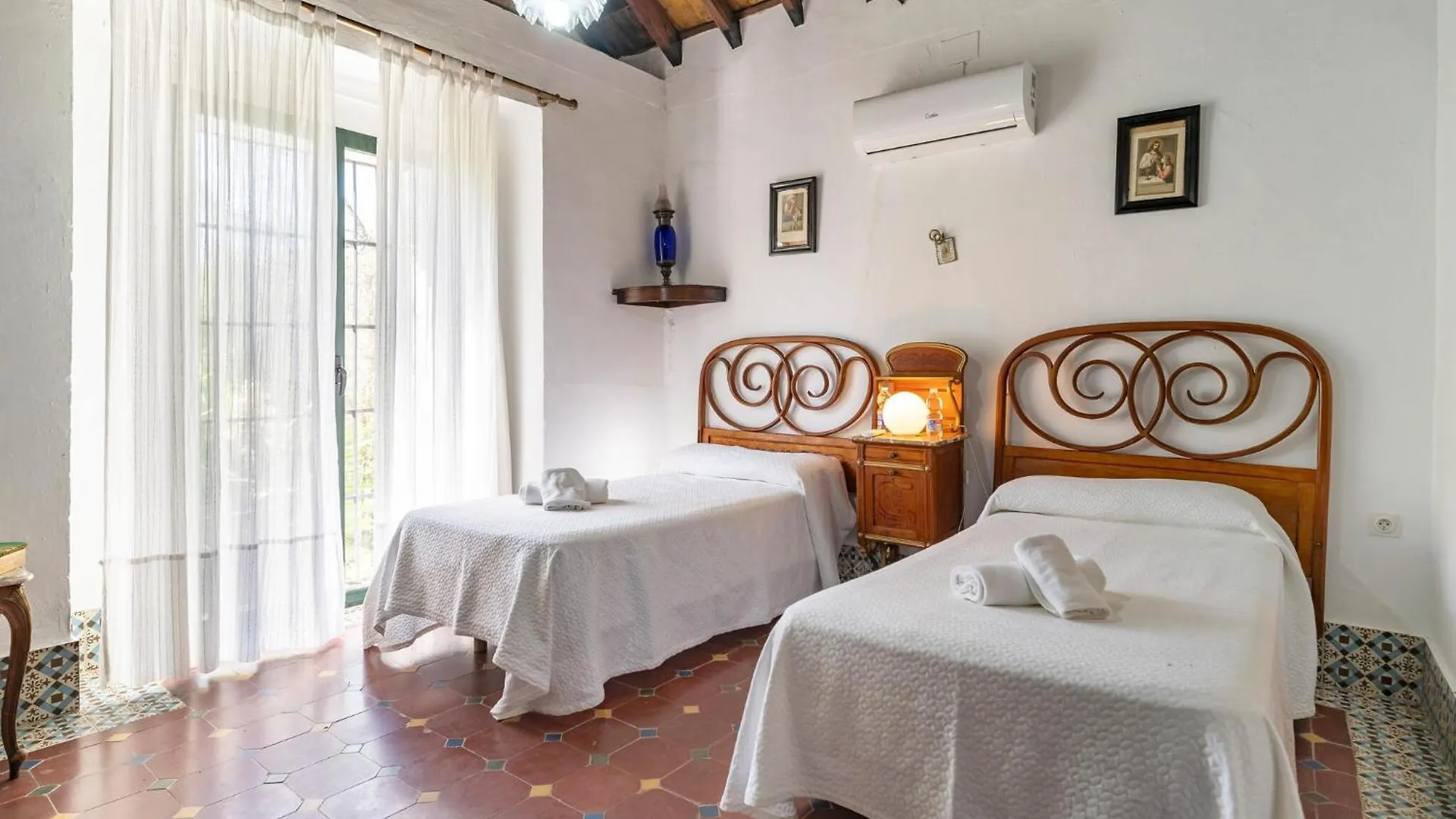 Cozy Home In Santaella With Kitchen Puente Genil 0*,