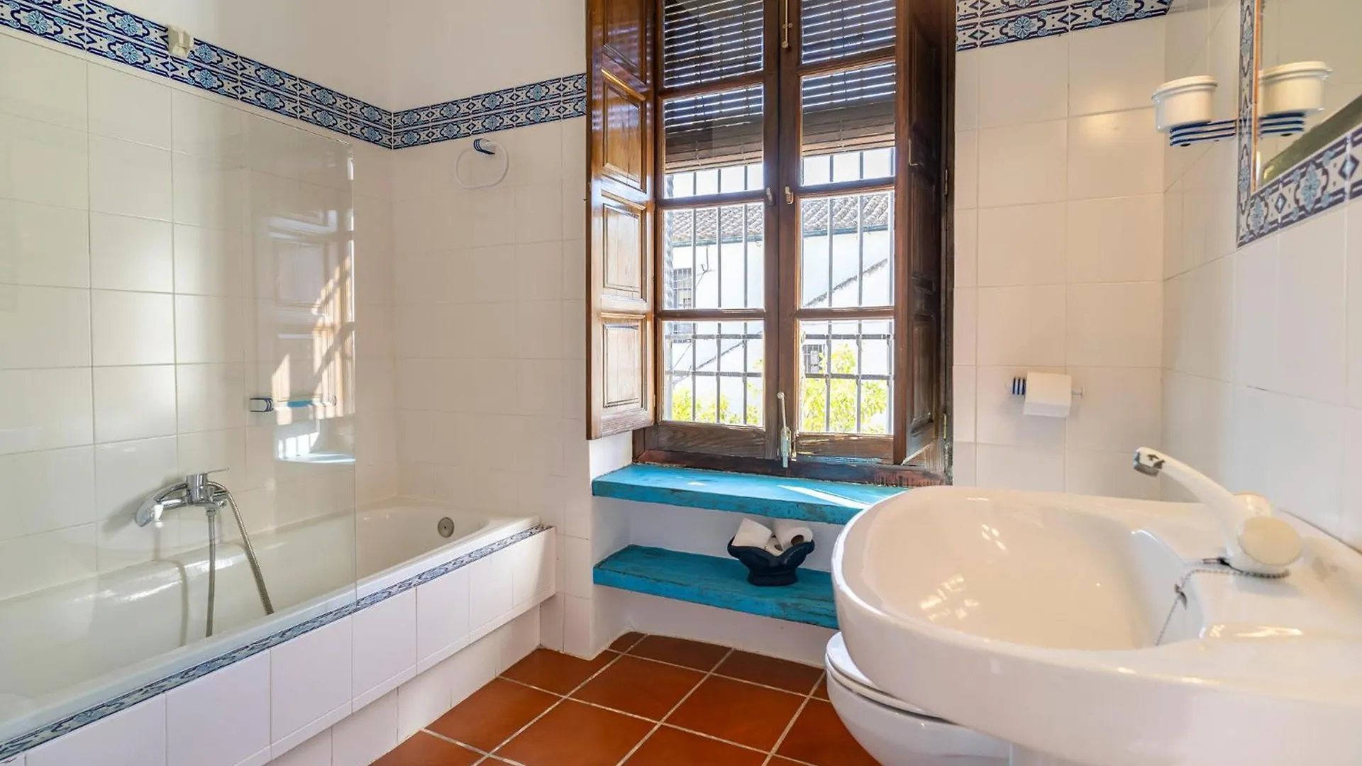 Holiday home Cozy Home In Santaella With Kitchen Puente Genil